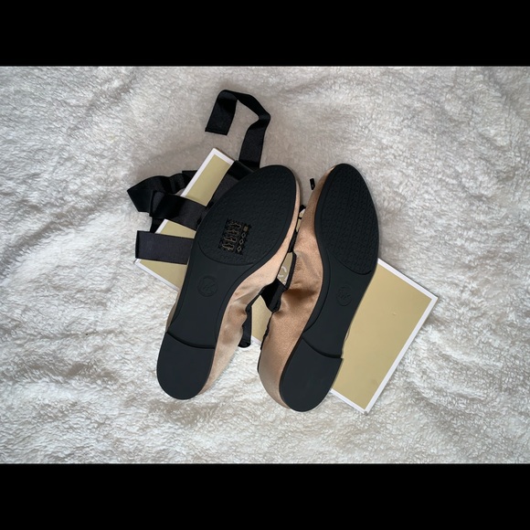 MK Ballet Style Flats - Picture 2 of 4